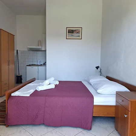 Ante Daire Duće